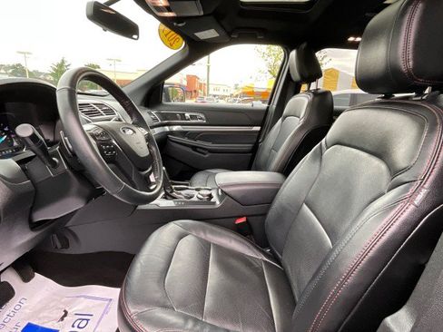 Used 2019 Ford Explorer Sport AWD/4WD image 27