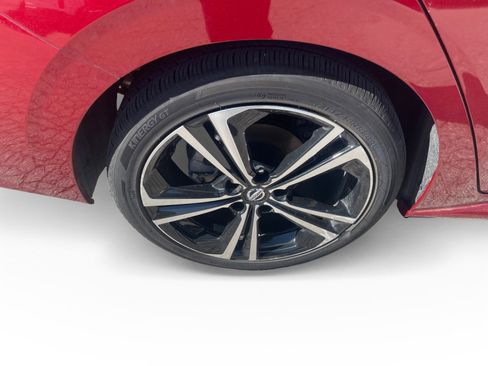 Used 2023 Nissan Sentra SR w/ SR Premium Package image 16