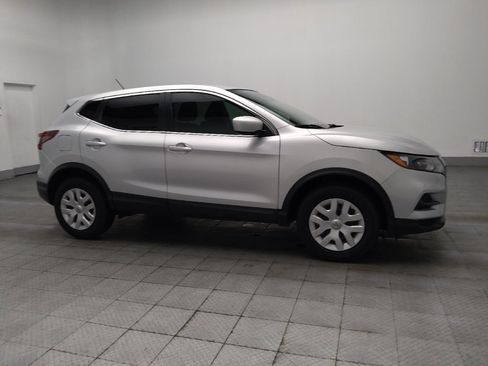 Used 2020 Nissan Rogue Sport S FWD image 11