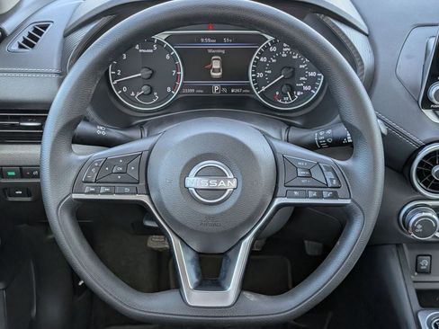 Used 2025 Nissan Sentra SV image 11
