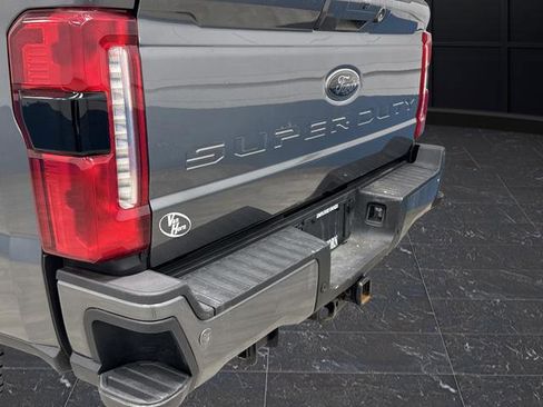 Used 2025 Ford F250 XLT w/ Black Appearance Package image 34