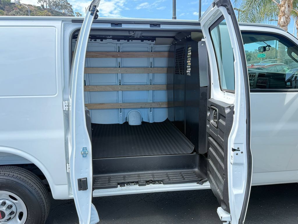 Used 2025 GMC Savana 2500 w/ Driver Convenience Package RWD image 11