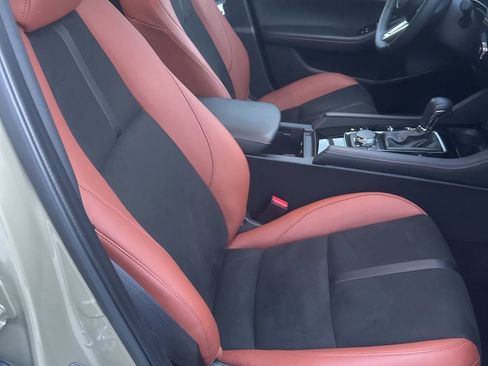 Certified 2025 MAZDA MAZDA3 Carbon image 22