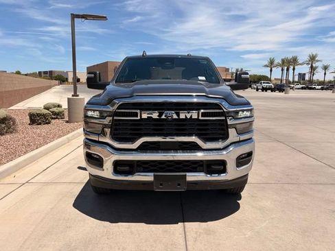 Used 2025 RAM 2500 Big Horn AWD/4WD image 2