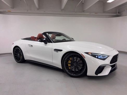 Certified 2022 Mercedes-Benz SL 63 AMG 4MATIC image 9