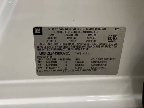 Used 2025 Buick Envision Sport Touring image 28