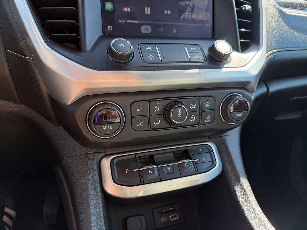 Used 2021 GMC Acadia SLT w/ Premium Package FWD image 13