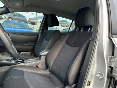 Used 2024 Nissan Leaf SV Plus image 24
