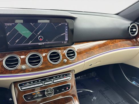 Used 2019 Mercedes-Benz E 450 4MATIC Sedan w/ Premium Package image 24