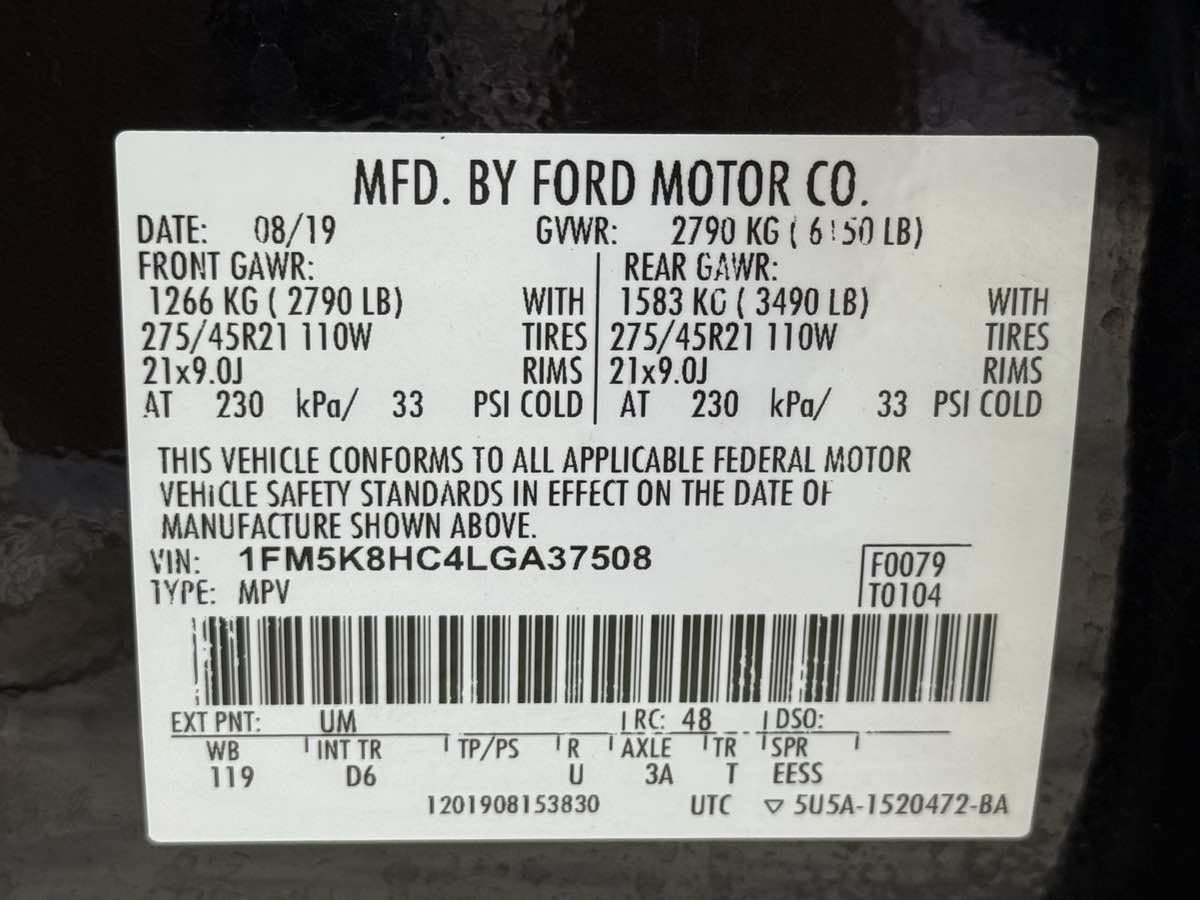 Used 2020 Ford Explorer Platinum w/ Premium Technology Package AWD/4WD image 43