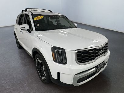 Used 2025 Kia Telluride S