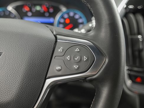 Used 2023 Chevrolet Traverse LT image 20