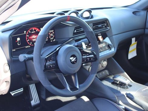 New 2025 Nissan Z NISMO w/ Floor Mat Package image 10