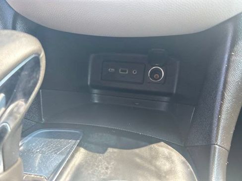 Used 2022 Chevrolet Equinox LT FWD image 27