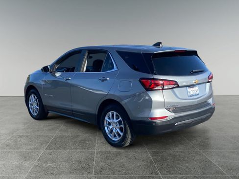 Used 2024 Chevrolet Equinox LT FWD image 3
