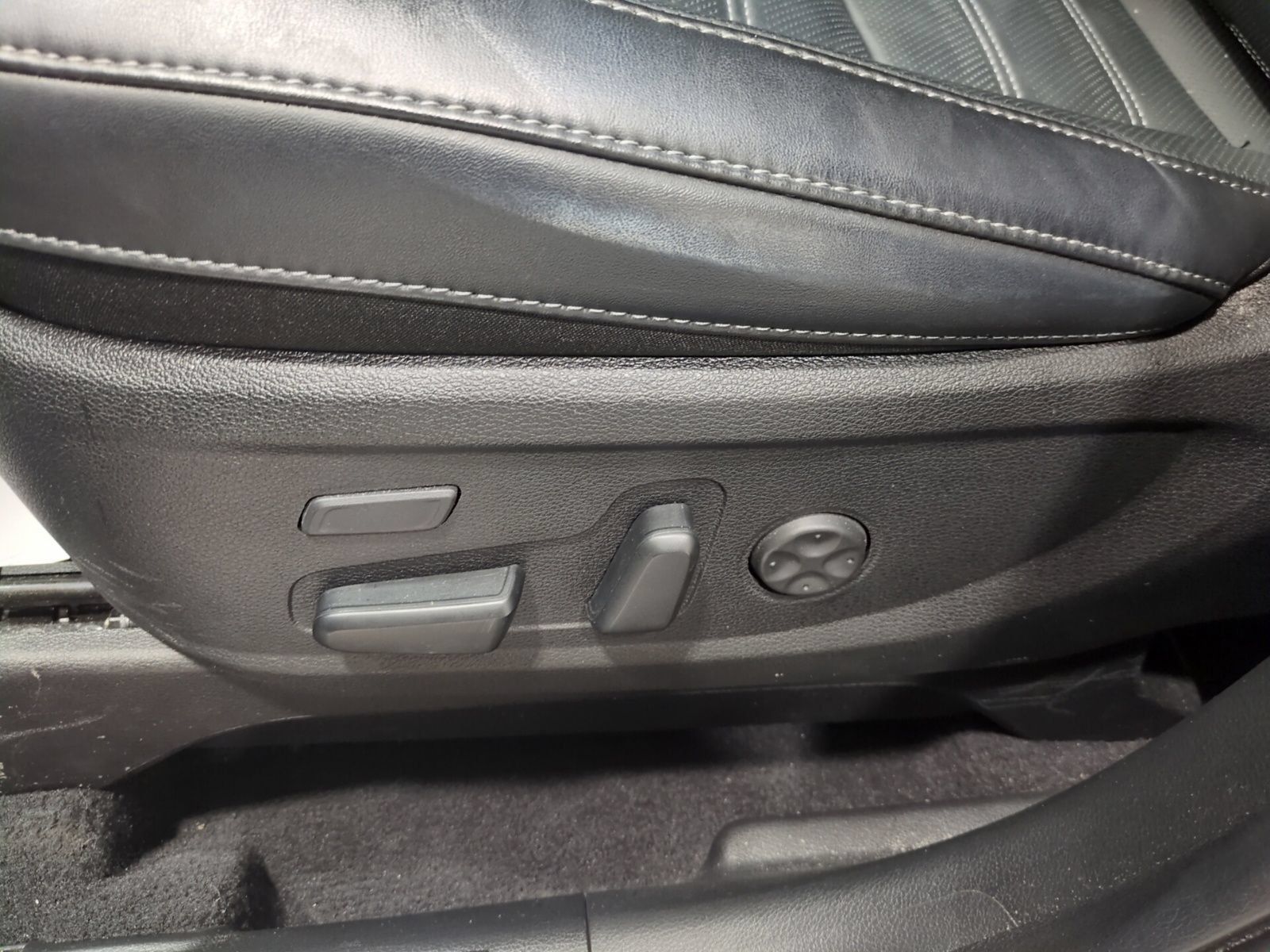 Certified 2024 Kia Telluride SX Prestige AWD/4WD image 20