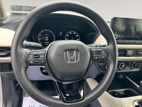 Certified 2024 Honda HR-V LX image 12