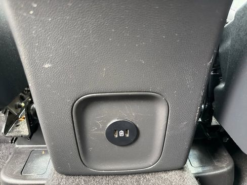 Used 2024 Ford Escape ST-Line FWD image 23