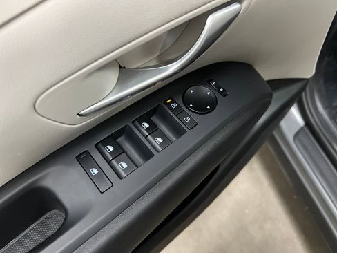 Used 2025 Hyundai Tucson SEL image 13