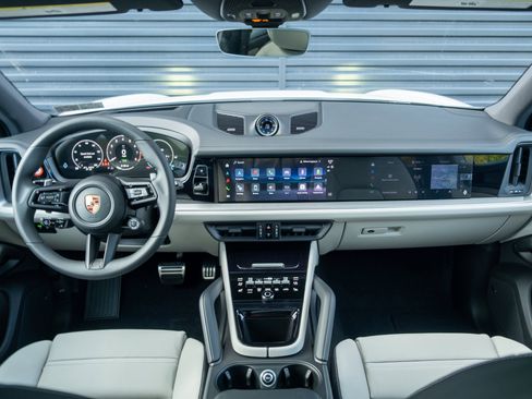 New 2026 Porsche Cayenne S image 20