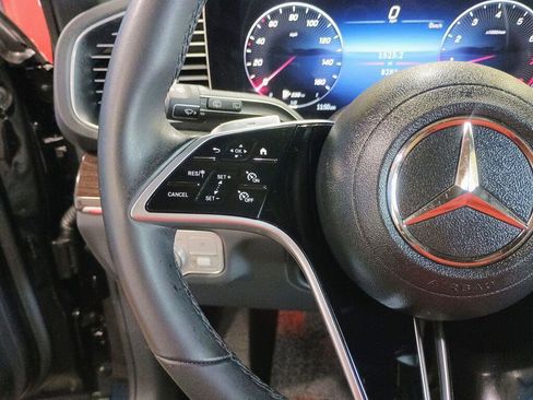 Certified 2025 Mercedes-Benz GLE 350 4MATIC image 11