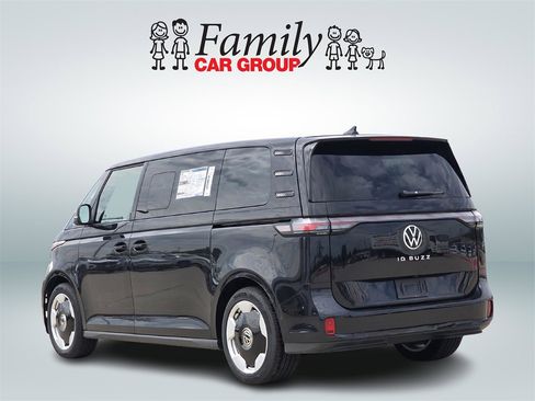 New 2025 Volkswagen ID. Buzz Pro S image 3