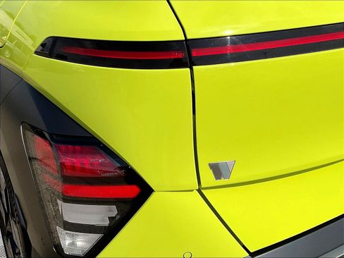 Certified 2024 Hyundai Kona Limited AWD/4WD image 23