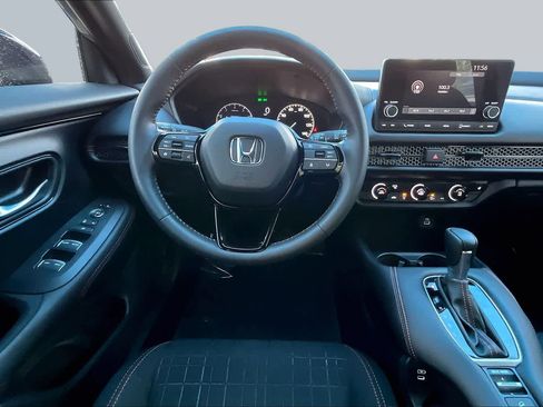 Used 2024 Honda HR-V Sport image 6
