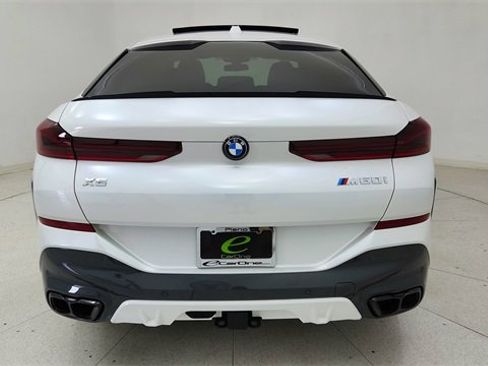 Used 2025 BMW X6 M60i image 5