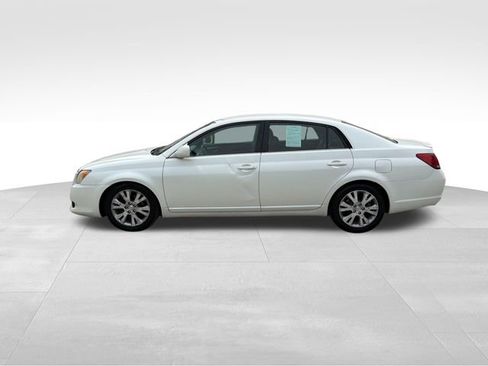 Used 2008 Toyota Avalon FWD image 6