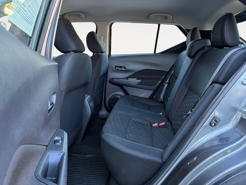 Used 2023 Nissan Kicks SV FWD image 13