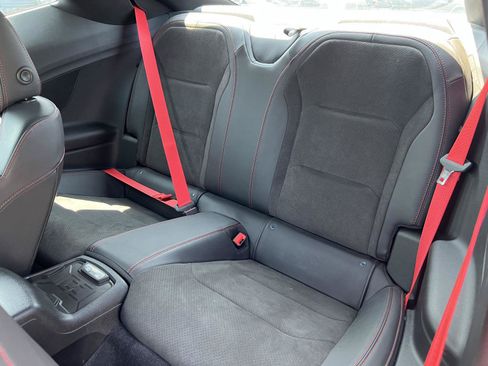 Used 2018 Chevrolet Camaro ZL1 RWD image 14