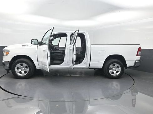 Used 2022 RAM 1500 Big Horn AWD/4WD image 34