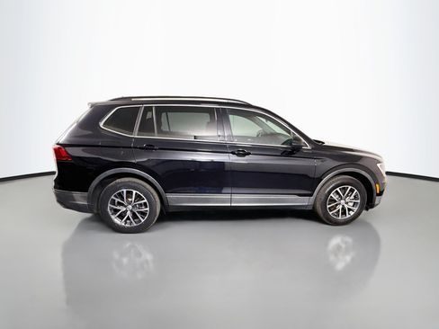 Used 2019 Volkswagen Tiguan SEL AWD/4WD image 11