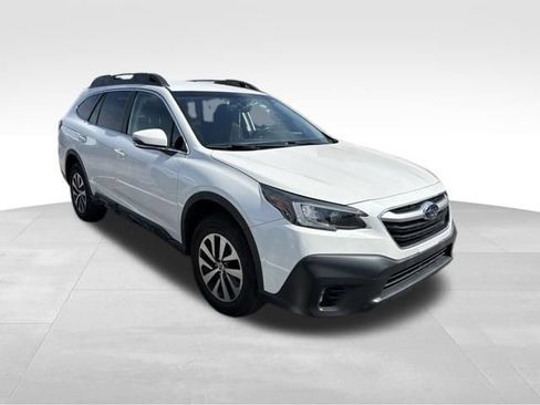 Used 2021 Subaru Outback Premium AWD/4WD image 1