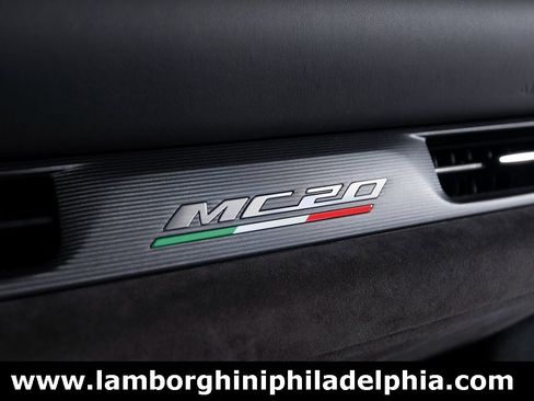 Used 2023 Maserati MC20 Coupe image 25
