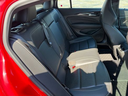 Used 2019 Buick Regal GS AWD/4WD image 30