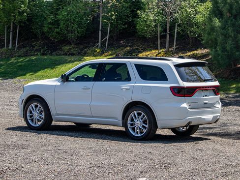 Used 2023 Dodge Durango GT AWD/4WD image 5