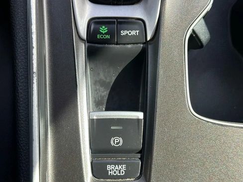 Used 2019 Honda Accord Sport image 24