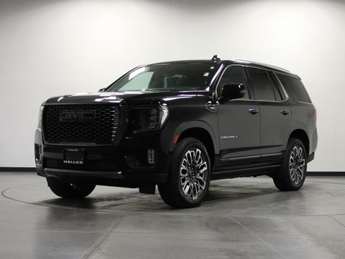 Used 2023 GMC Yukon Denali Ultimate AWD/4WD image 8