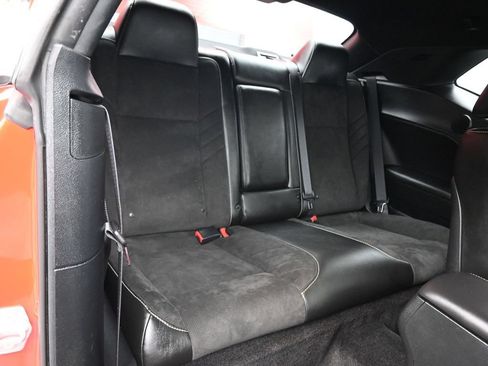 Used 2018 Dodge Challenger SRT Hellcat RWD image 41