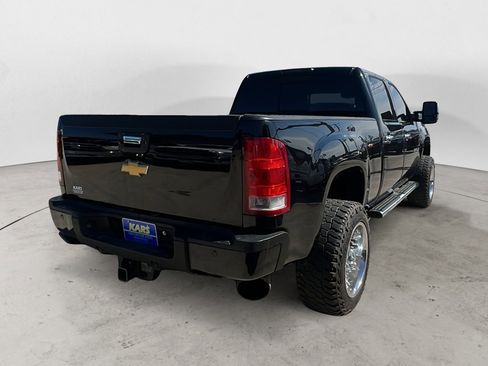 Used 2012 GMC Sierra 2500 Denali w/ Suspension Package, Off-Road RWD image 6