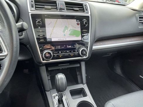 Used 2019 Subaru Outback 3.6R Limited w/ Popular Package #2 image 27
