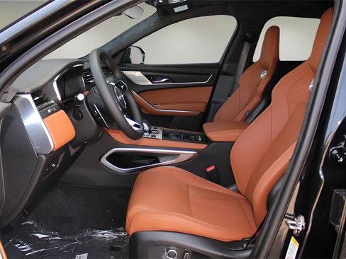 New 2026 Jaguar F-PACE R-Dynamic S image 11