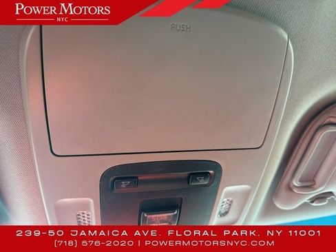 Used 2019 Toyota Camry L image 29