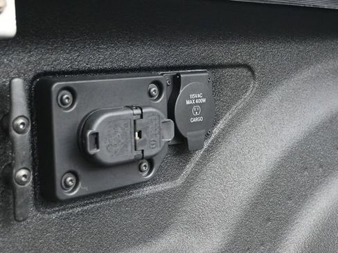 Used 2022 RAM 3500 Laramie AWD/4WD image 19