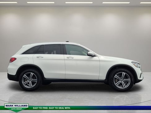 Used 2021 Mercedes-Benz GLC 300 4MATIC image 2