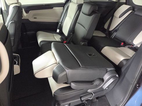 New 2026 Honda Odyssey Elite image 12