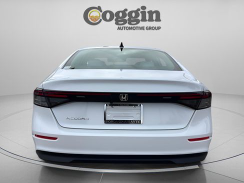 New 2025 Honda Accord SE image 5