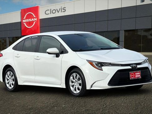 Used 2023 Toyota Corolla LE w/ Carpet Mat Package (TMS) image 10